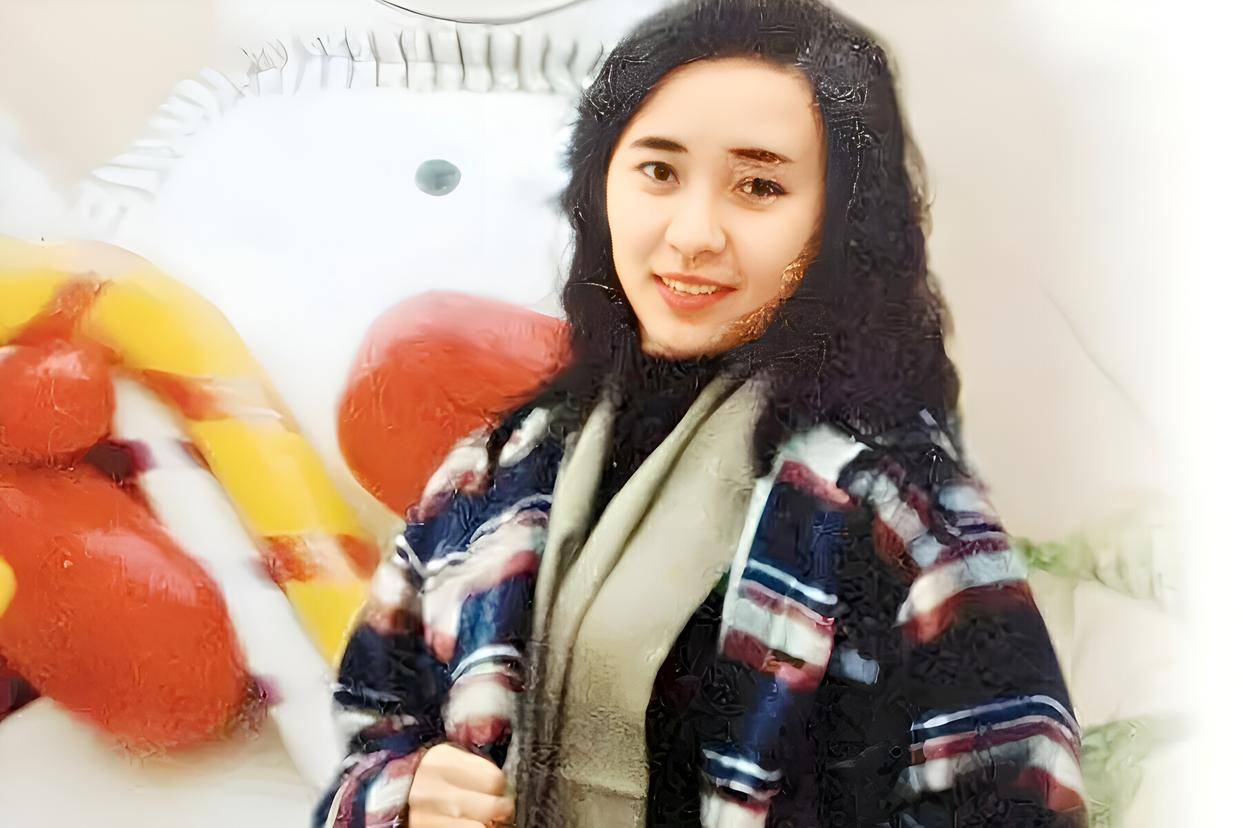 1994年,王晶21岁女助理选景时失踪,17年后托梦追凶_梁嘉敏_女孩_水塘
