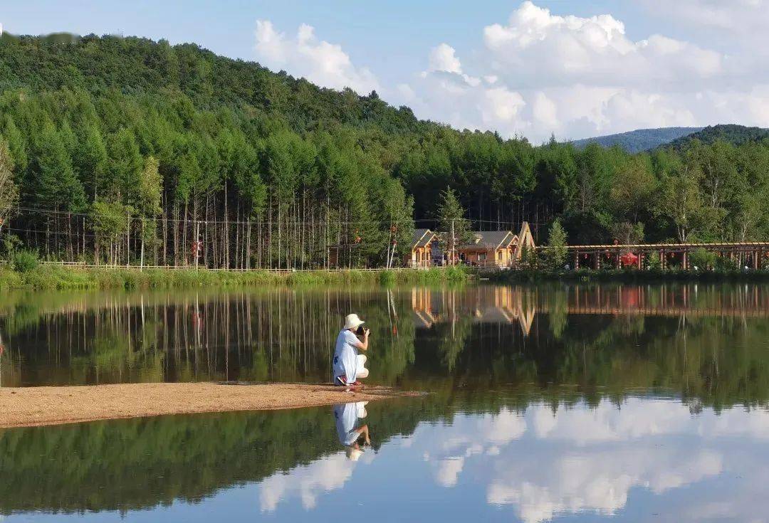 伊春峰岩山寨景区一日游每天发团◎奇林怪石!峡谷飞瀑!