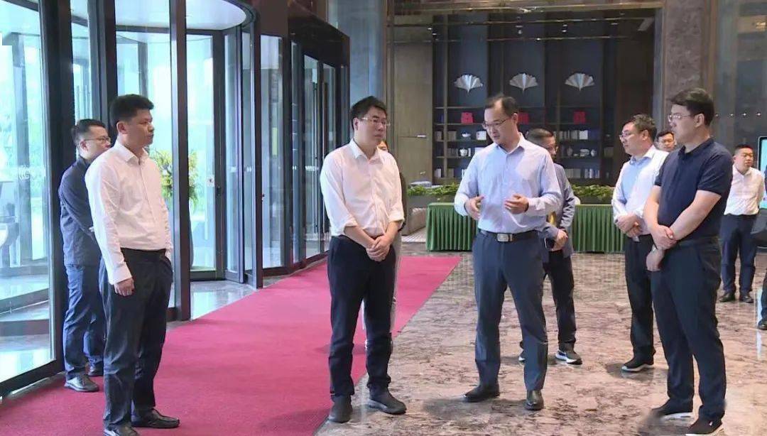 5月25日,荆州市副市长,监利市委书记韩旭先后到接待酒店,主会场,各分