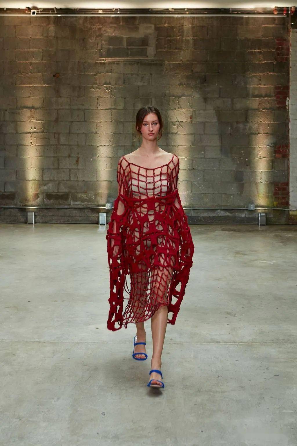 帕森斯parsons 2023 bfa本科服装设计毕业秀