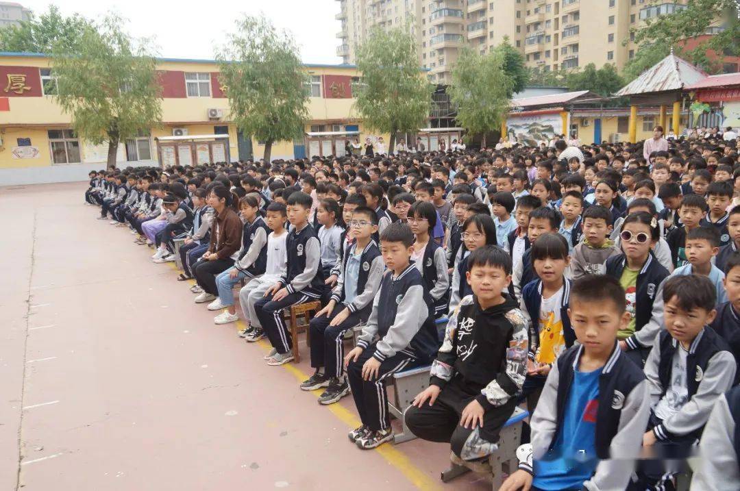 整装待发 逐梦远航 | 濮阳中原外国语学校2023学年春季学期综合表彰