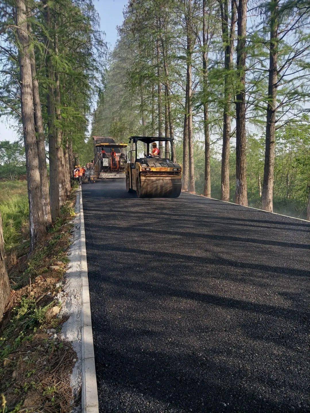 在一线 东西湖西部农场农村公路提档升级项目:请听—这首134公里