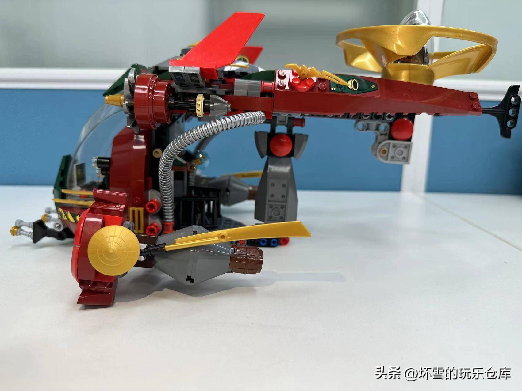 试玩乐高幻影忍者70735:飞天旋转术超级战机_罗尼_幽灵_联动