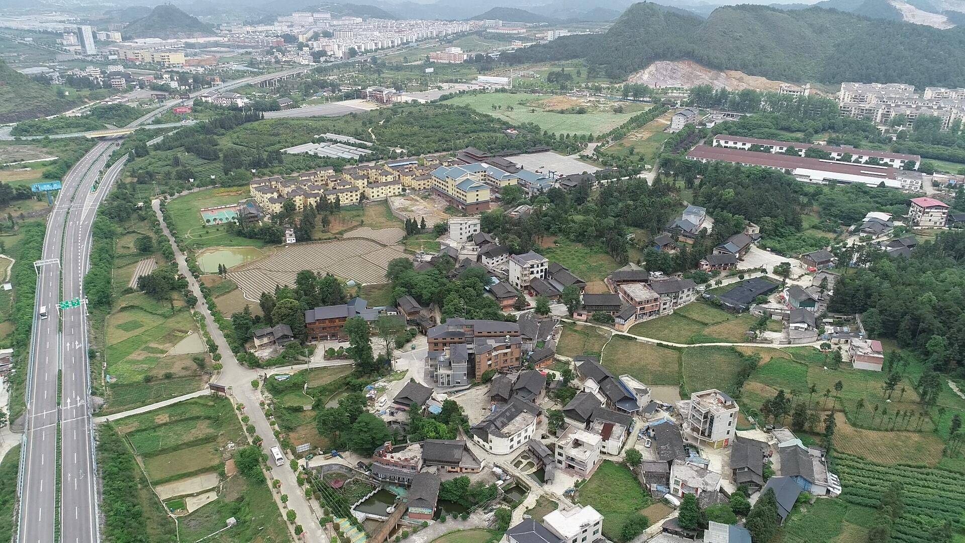 和美城乡 四大行动 | 丹寨龙泉镇卡拉村:景美民富添活力 乡村风貌