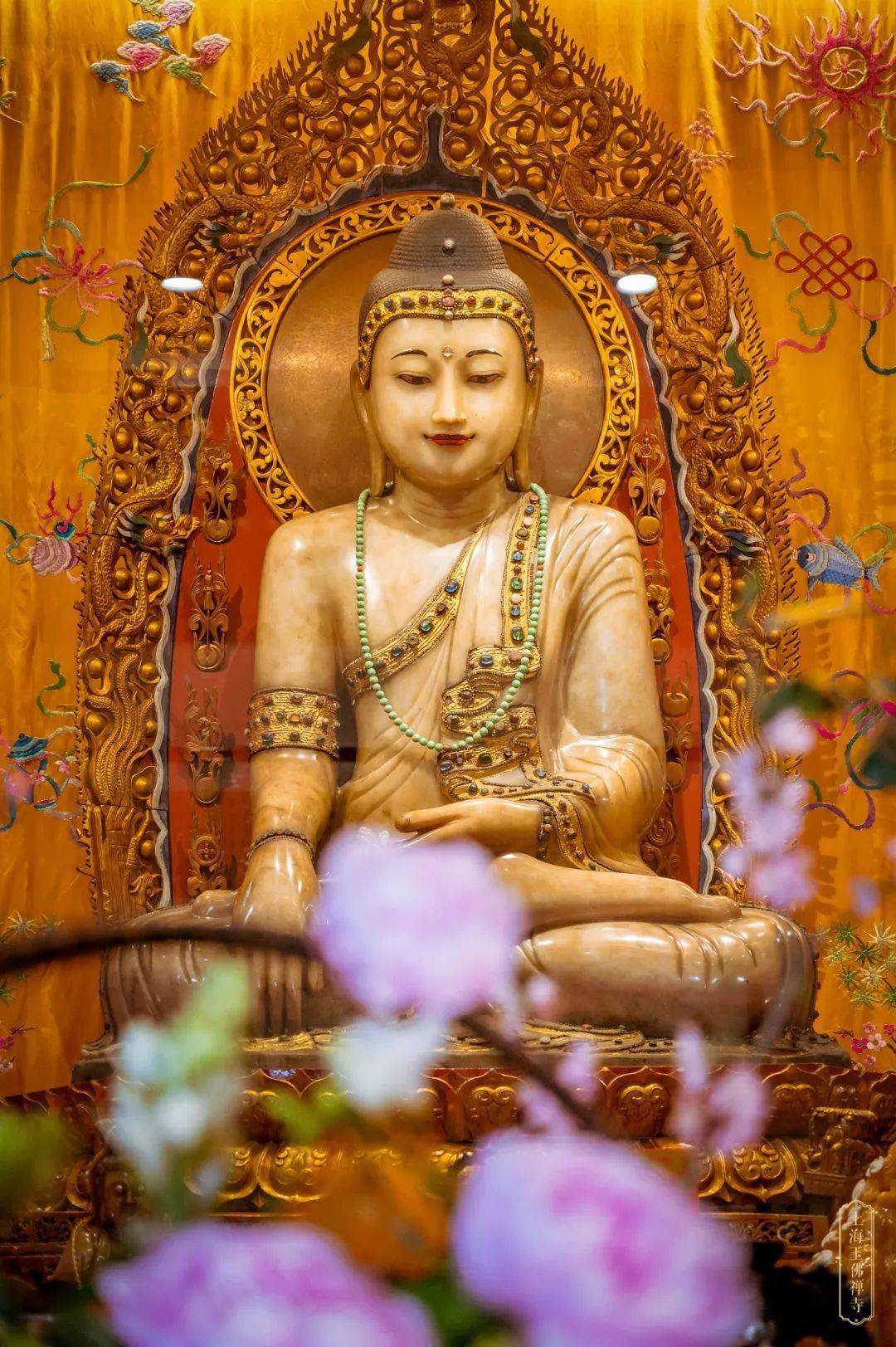 来寺必去的玉佛殿里,这几处也值得你细细品味!