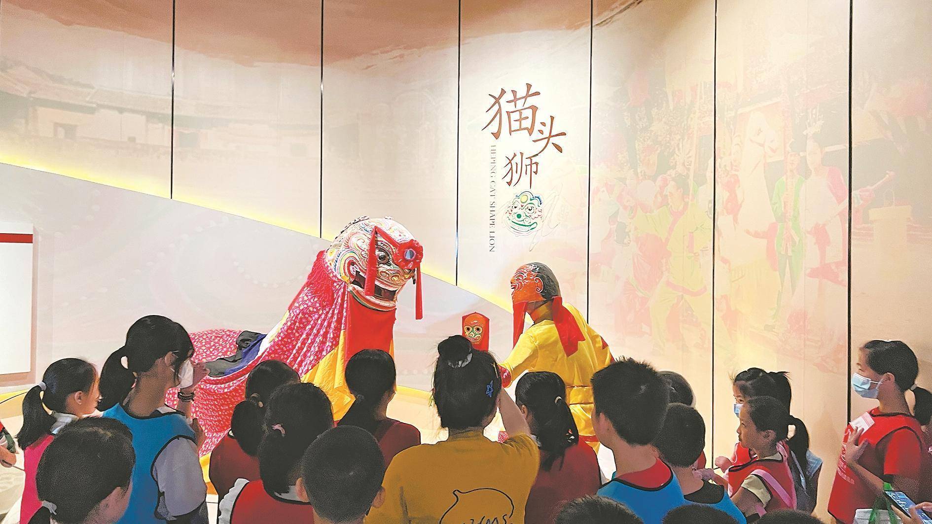 羊城晚报讯 记者吴奕镇摄影报道:为保护和利用好河源非物质文化遗产