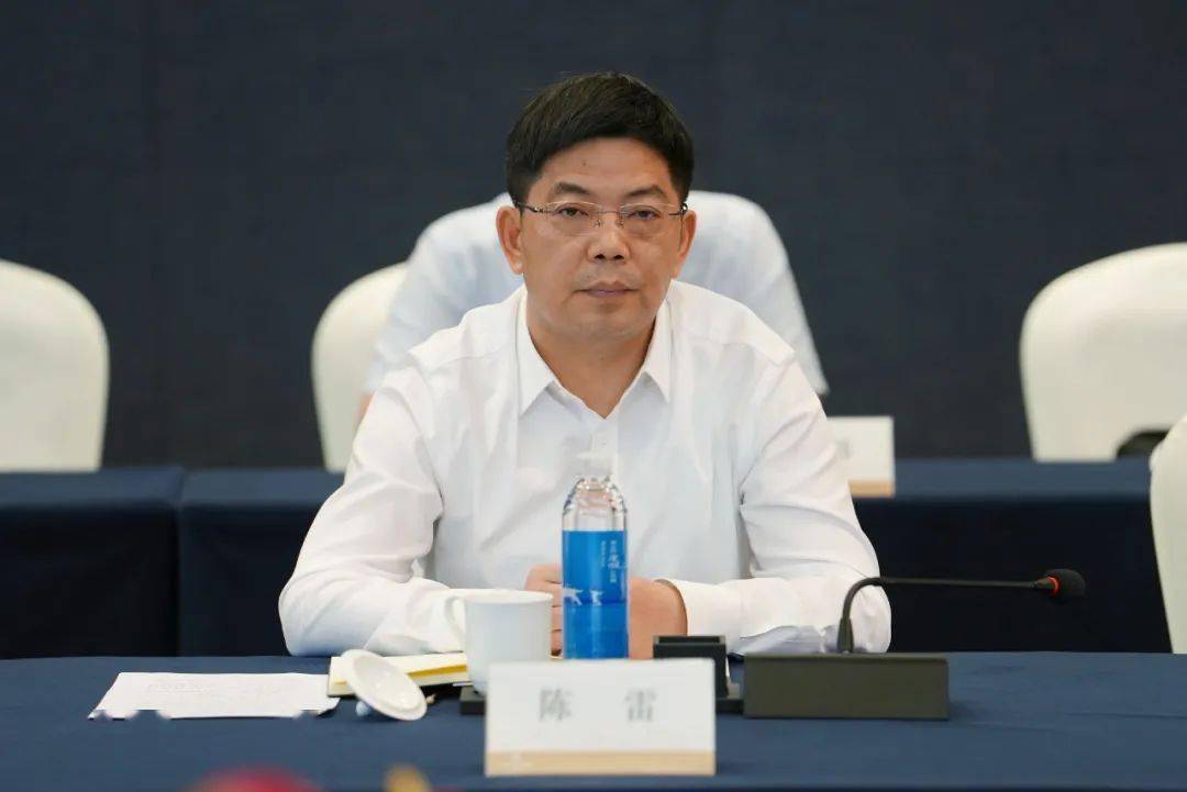 如东县委书记陈慧宇说,在今后服务过程中,洋口港经济开发区要提供专班