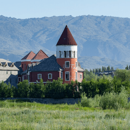 布尔津丨最像欧洲的边境小城_中国_童话_俄罗斯