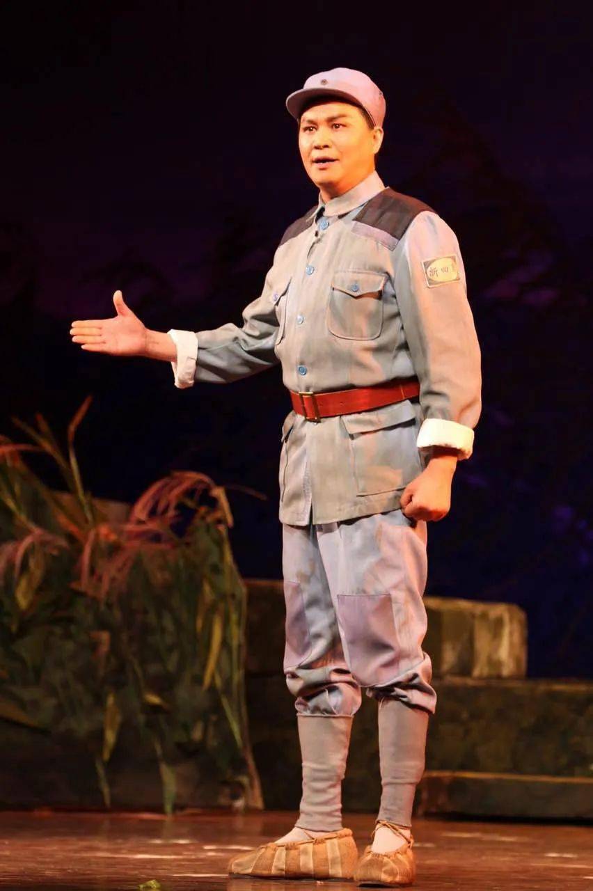 曾获上海白玉兰奖,他从崇明走向更大舞台_钱思剑_沪剧_表演