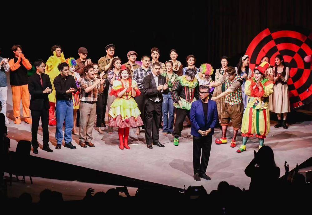 bsport体育意大利导演和指挥加盟浙江音乐学院师生一晚“穿越”两部歌剧(图1)
