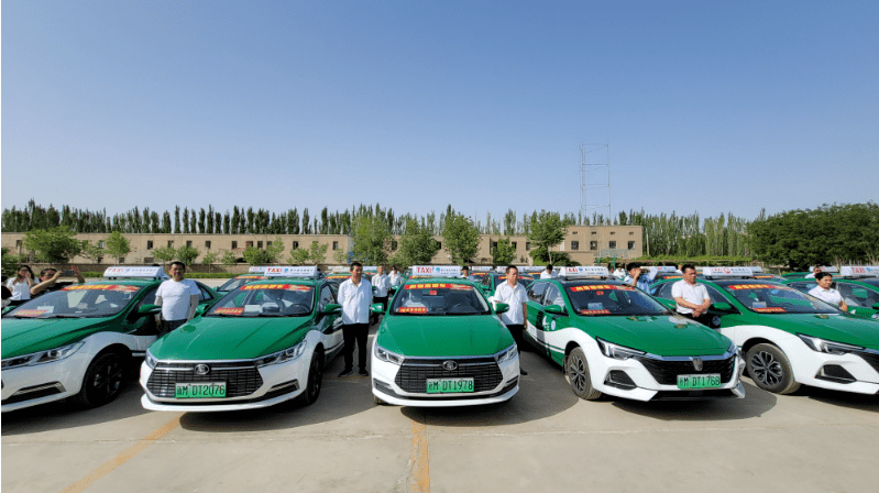 库尔勒4家出租车公司40辆出租车在库尔勒四运出租汽车有限公司开展了"