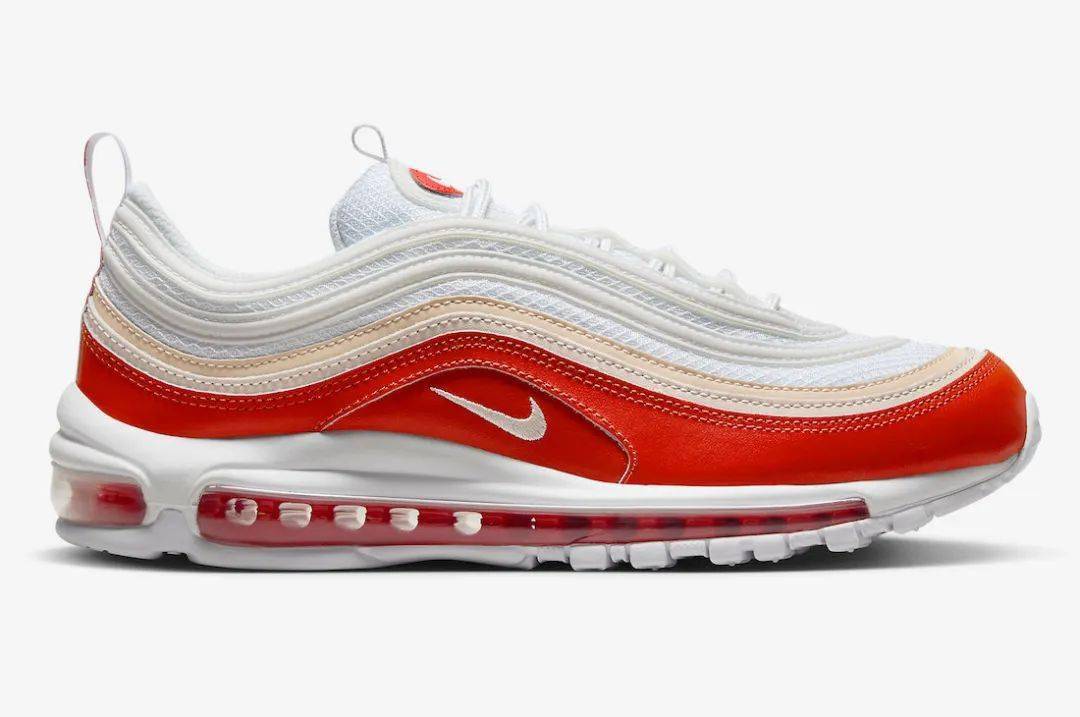「白红配色的air max 97 也十分具有og气息和校园风!