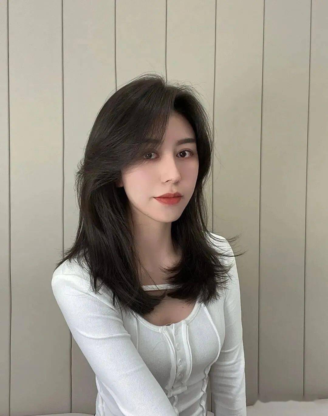 烫过的"卷锁骨发",美呀美呀!_发型_中国_形象