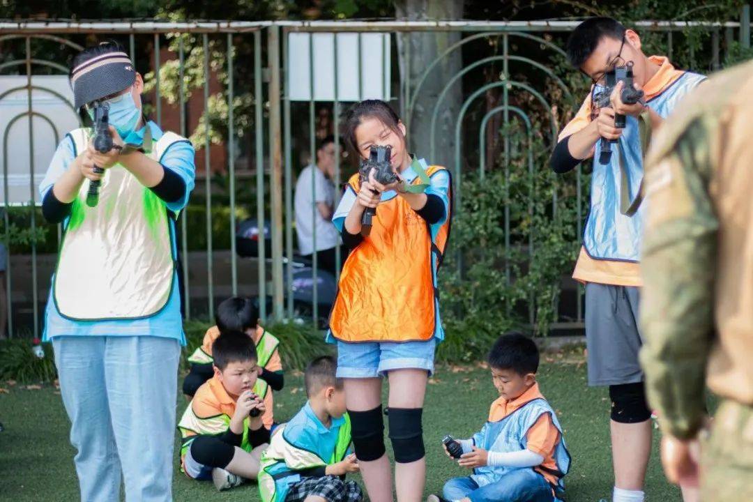 真人CS实战演练!徐汇区少年军校军事体验营等你来_活动_训练_环节
