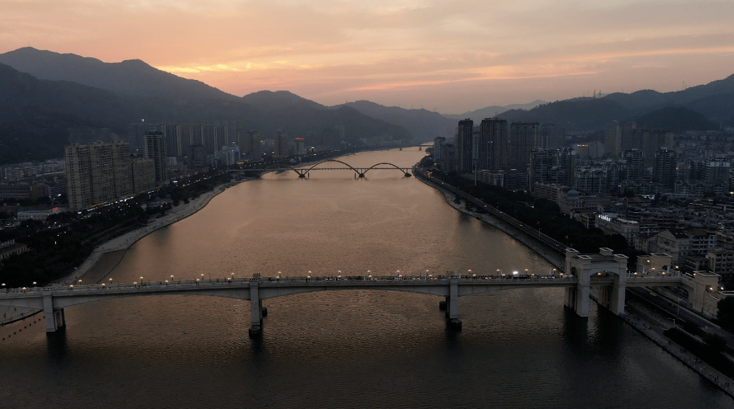 青田 来自搜狐网