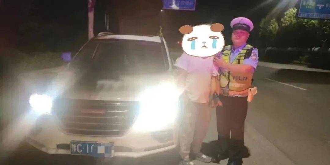 驾驶鄂ab***9小型客车行驶至宜阳县文明路路段时,被宜阳县公安局交警