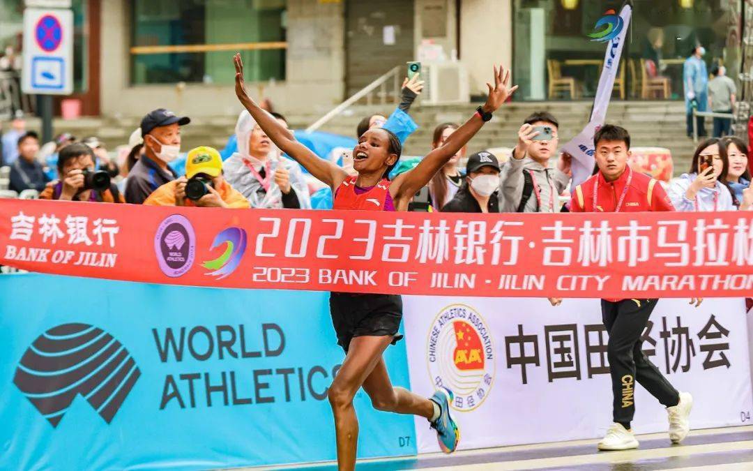 来自埃塞俄比亚的选手takele chernet misganaw,yal koren jelela分别