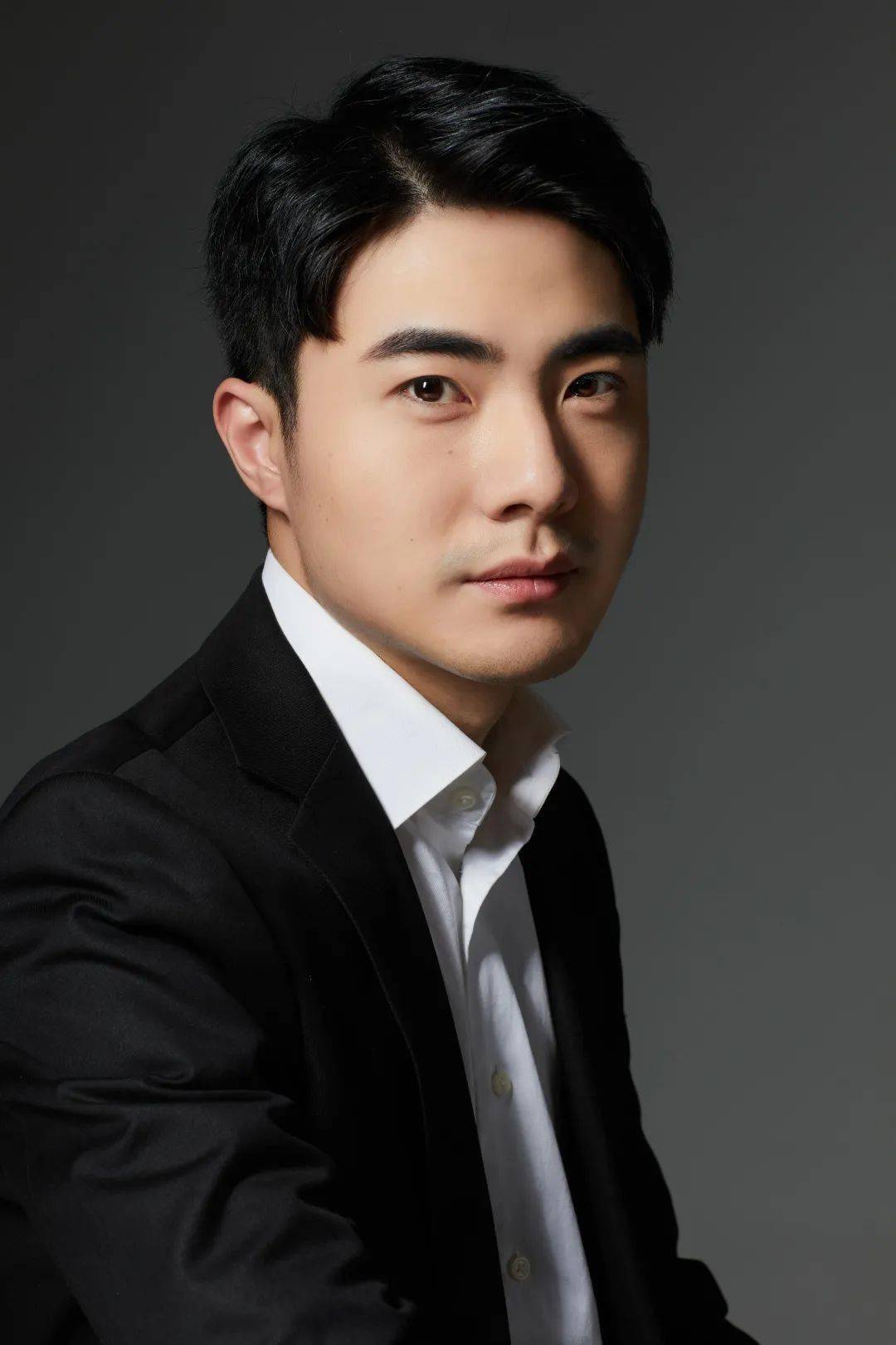 最新开票 | 献礼拉赫玛尼诺夫,"金钟奖"获得者沈璐携钢琴家王子翔