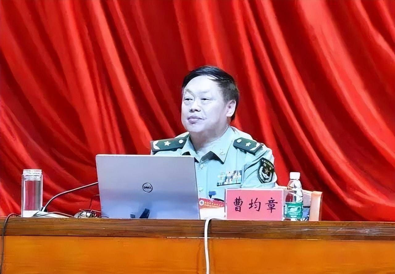 武警总部政委张红兵图片