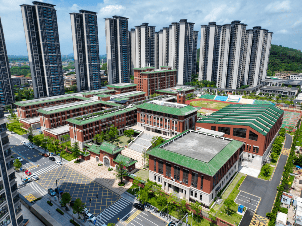 执信中学辖区内汇聚执信中学,华师附中,增城中学,区一中以及市妇儿