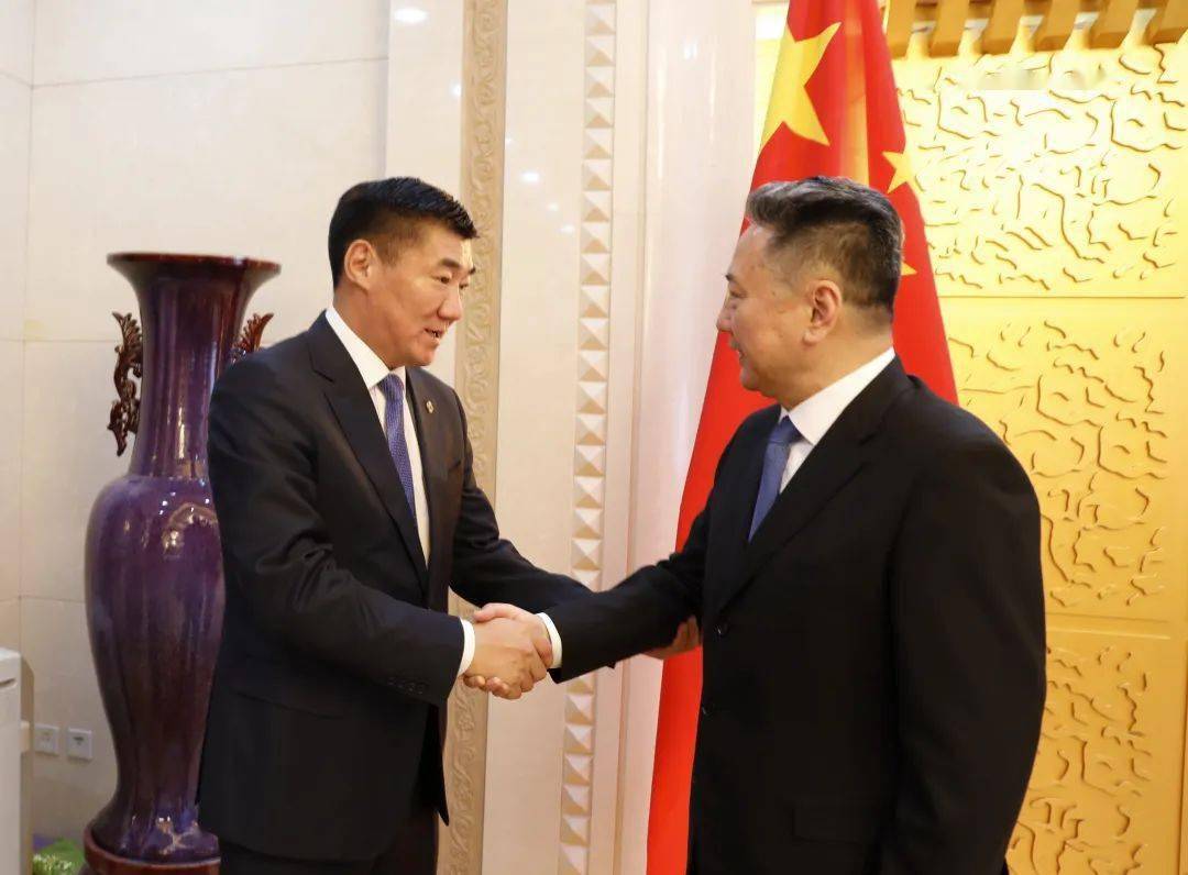 李小鹏会见蒙古国交通运输发展部部长宾巴朝格特_合作_领域_国家铁路