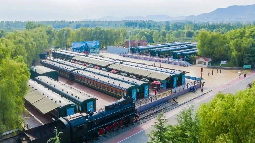 滕州微山湖红荷湿地 | 中,高考学子来红荷湿地免门票啦!