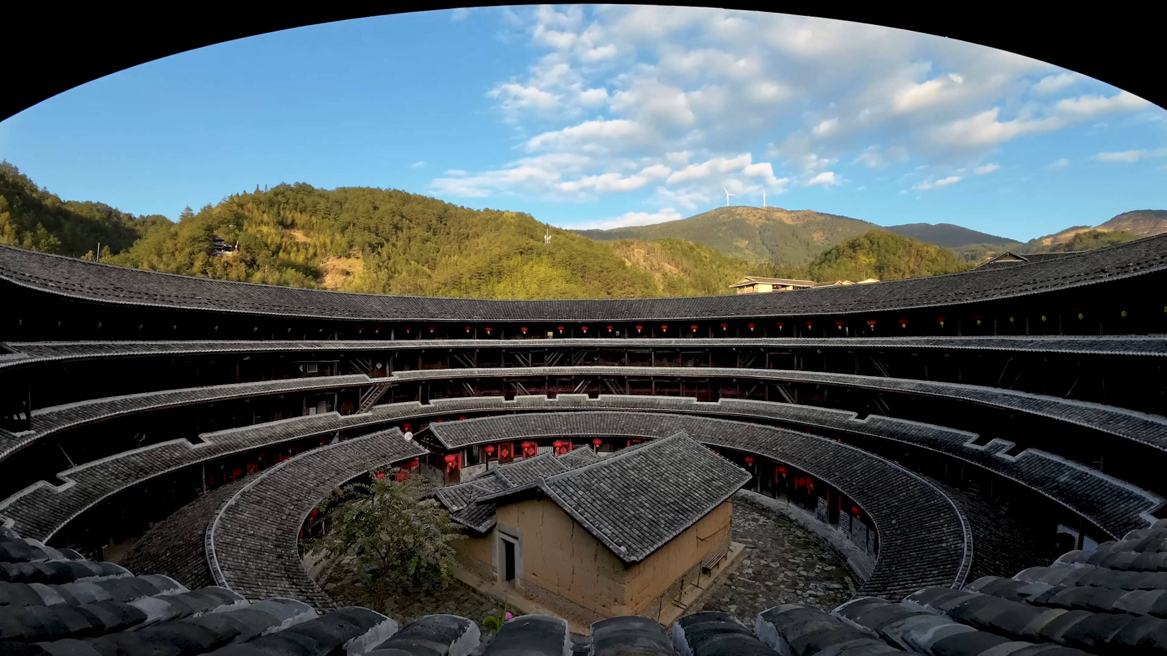 系列人文纪录片《智在匠心》——徐松生:垒石安居 夯土筑楼_建筑_技艺