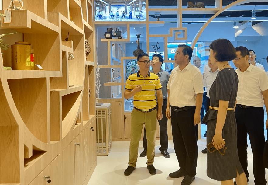 促实体经济创新发展——福建省商务厅赴泉州、厦门调研外贸提质增效及电商等重点工作_产业_数字化_企业