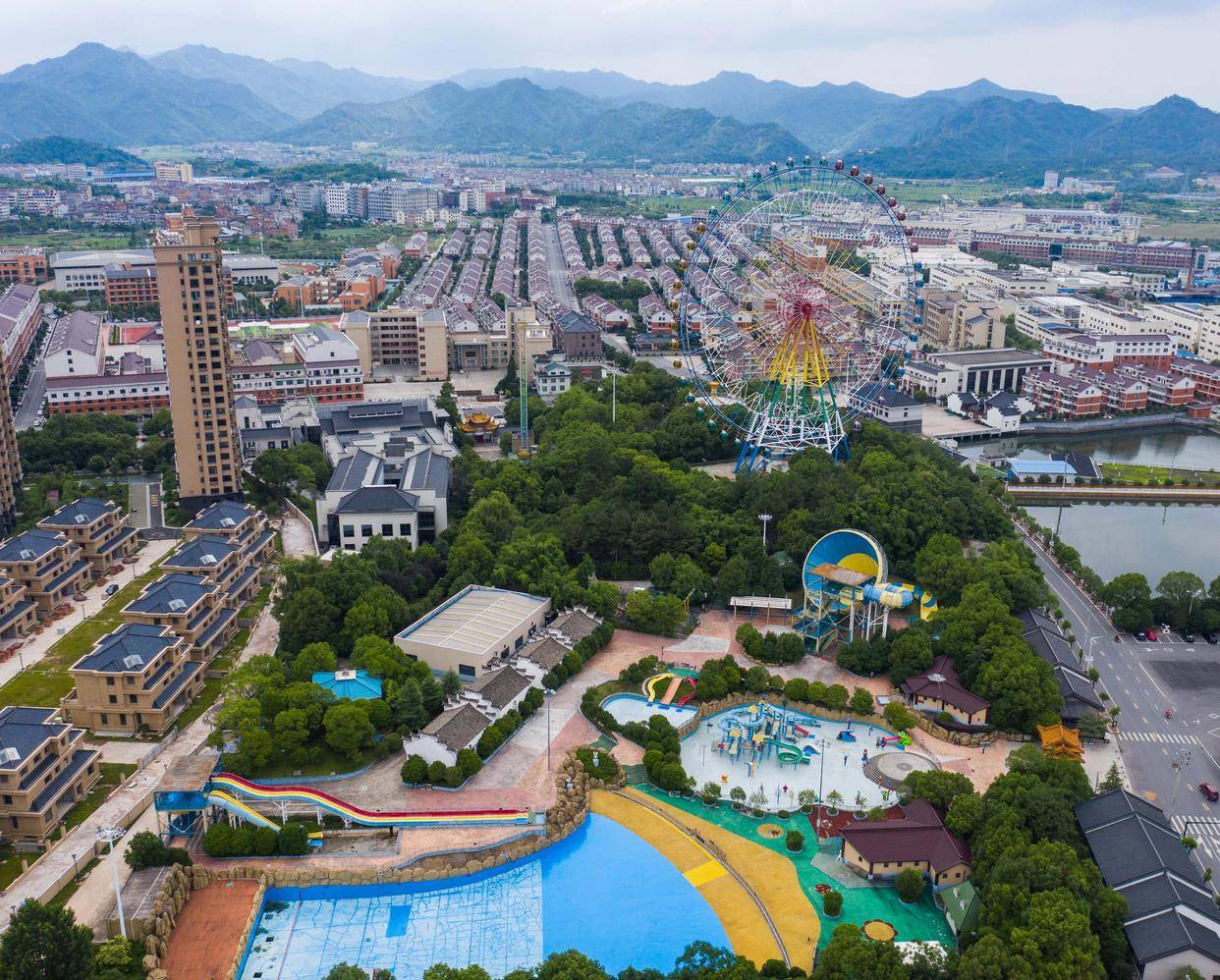 新华全媒 |千万工程二十年 百亿花园村成为乡村振兴样板_南马镇_东阳