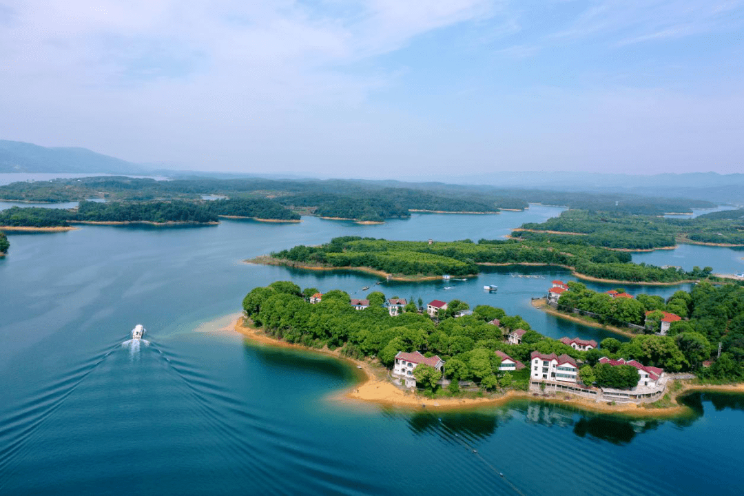 画廊旅游码头游览线路:1号线:码头乘船—南山观岛—生态岛—返航2号线