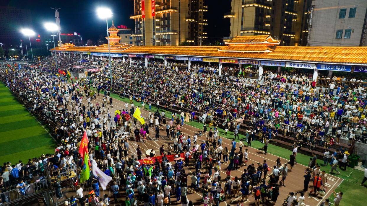 从村ba到村超|村超出圈 村民出彩_榕江_足球赛_球场