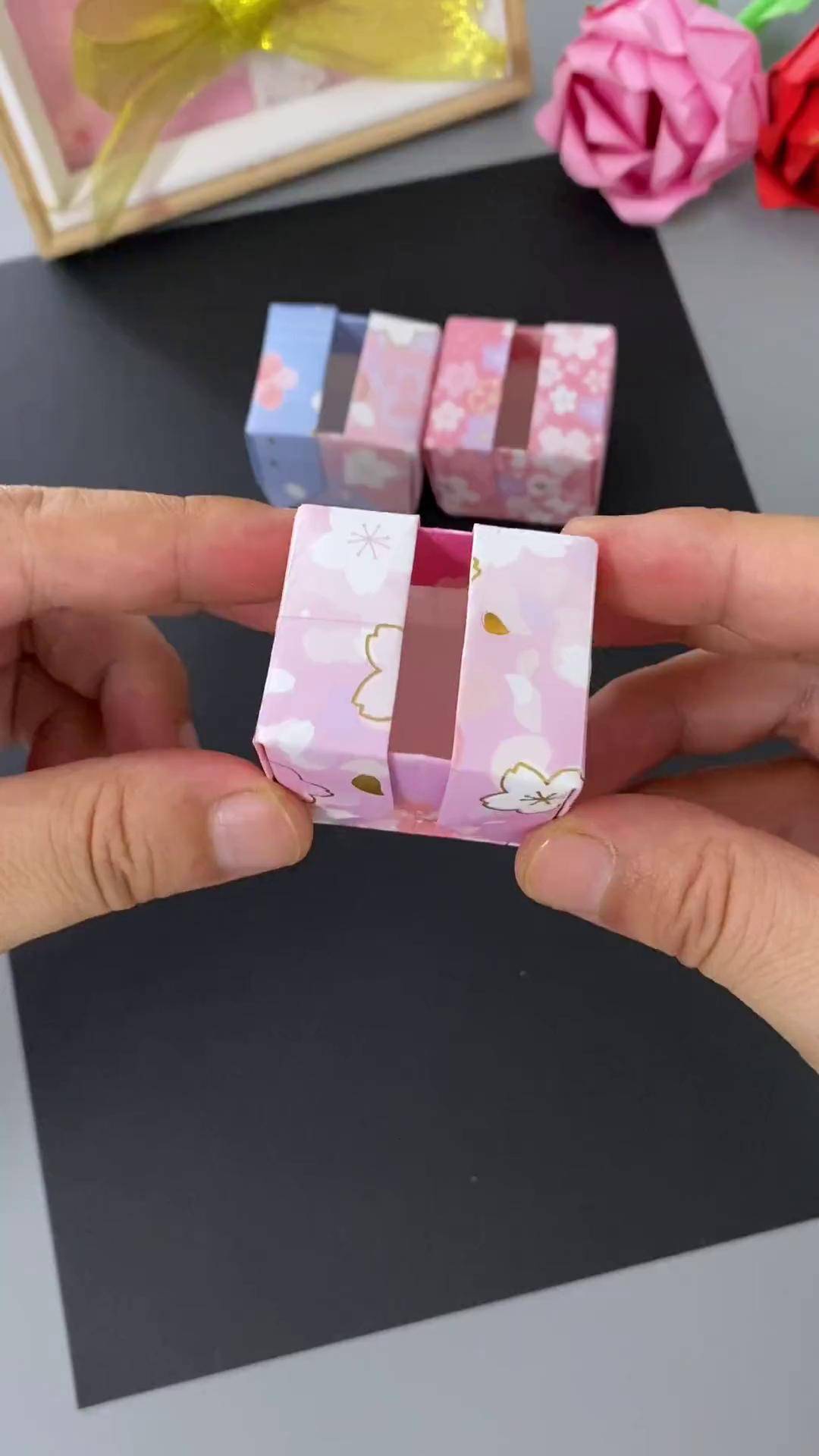 用正方形纸来折迷你存钱罐手工吧亲子手工 幼儿手工 手工折纸 儿童