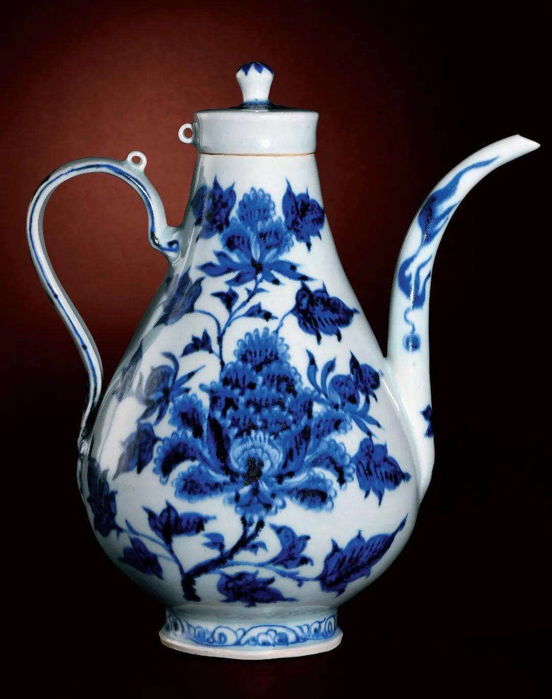 至正逸品·大元遗珍——元青花折枝牡丹纹梨型执壶 | 中贸圣佳2023春