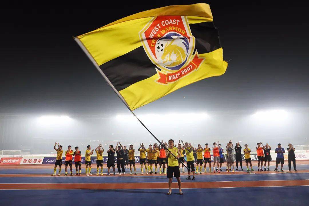 下一轮比赛青岛西海岸队将对阵中超劲旅北京国安,一起期待球队再次