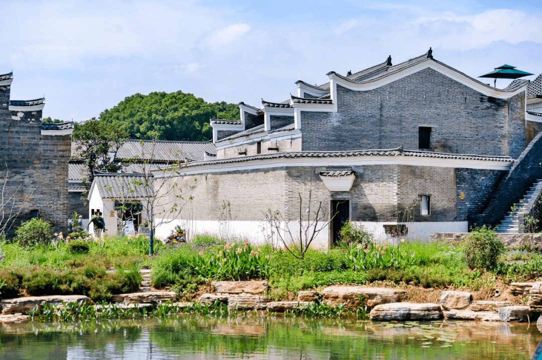 以前的钓源古村是江南望郡,吉州福地.