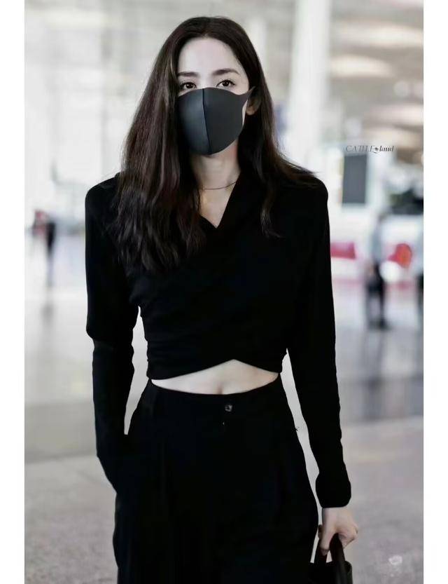 ysl 圣罗兰|古力娜扎同款le37 水桶包来咯_话题_明星_#ysl