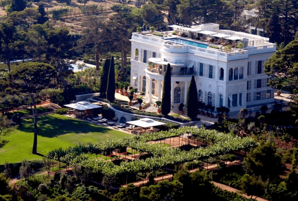 来看看俄罗斯富豪罗曼61阿布拉莫维奇的豪宅,游艇和收藏!