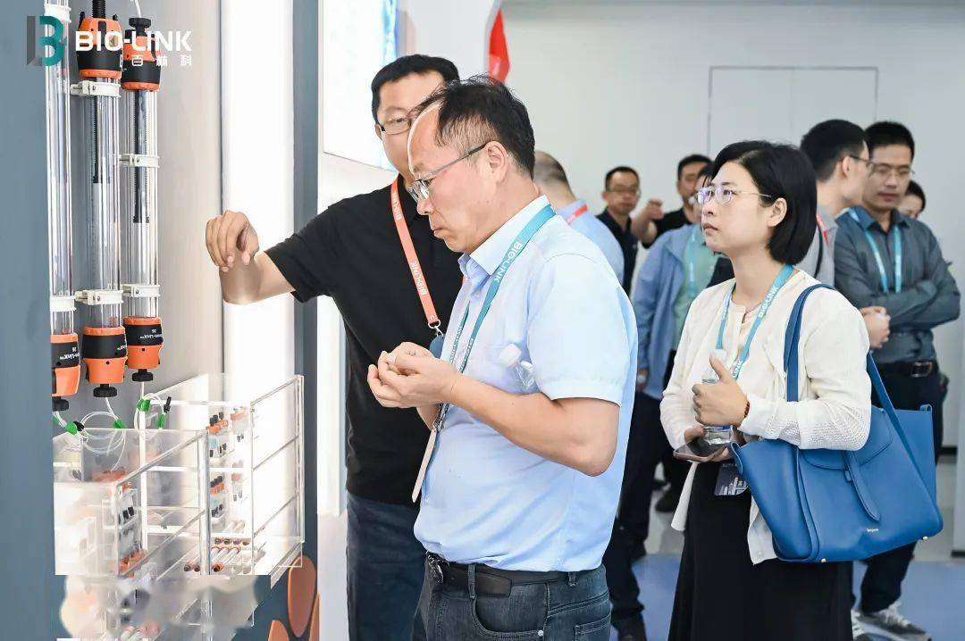 王智博士介绍二期智能智造基地01百林科创始人,董事长陈志致辞01中国