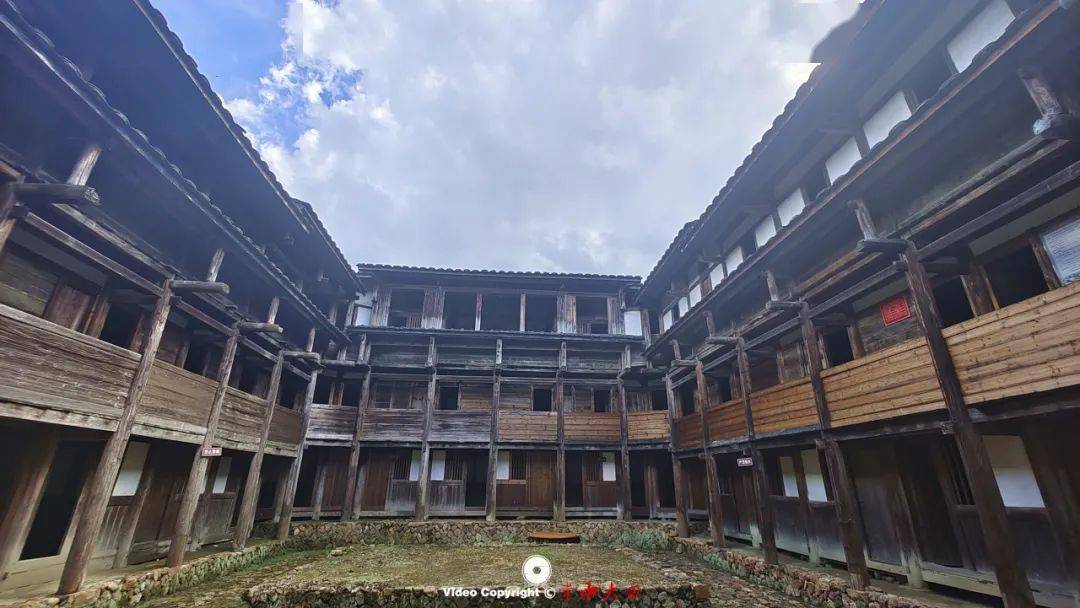 【航拍大田】太华镇小华村·遇见"双国堡"!_崇堂_泰安堡_风景