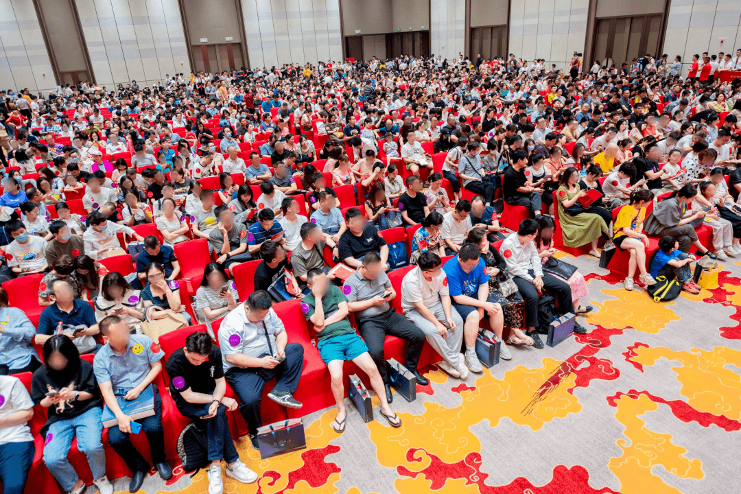 轨道万科璞悦湾|首开传奇热销!4小时破12亿!_长沙_生活_全城