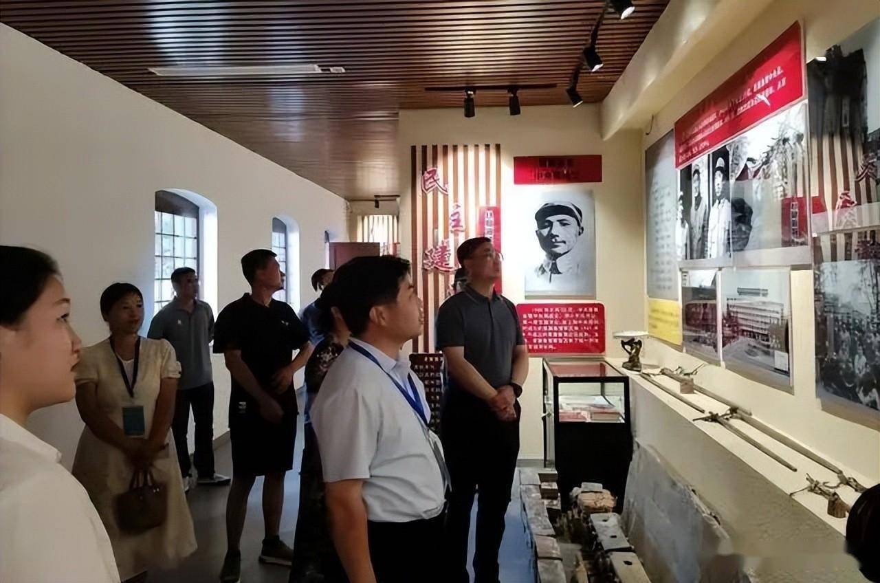 "邯有我 e起向未来"网络名人游邯郸走进复兴区_活动_媒体_发展