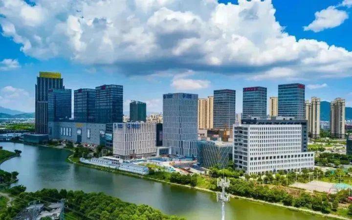 拥有国家大学科技园,生命健康,时尚智造,中国(瓯海)眼镜等三大省级