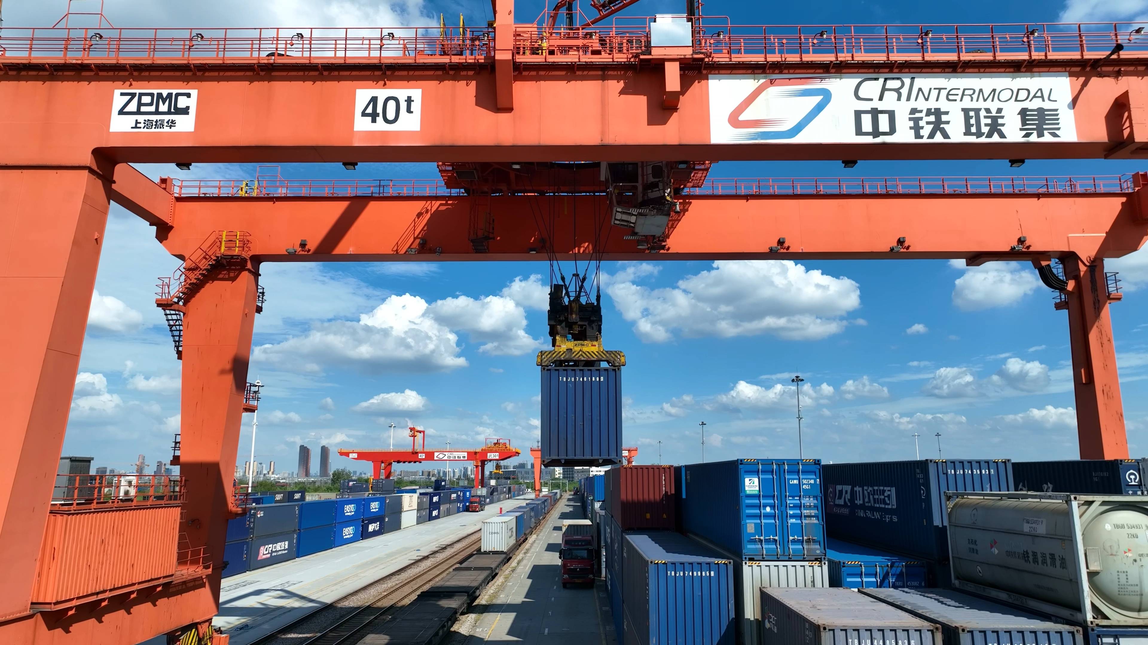 中欧班列(武汉)2023年上半年开行量超去年全年_货物_城市_进出口