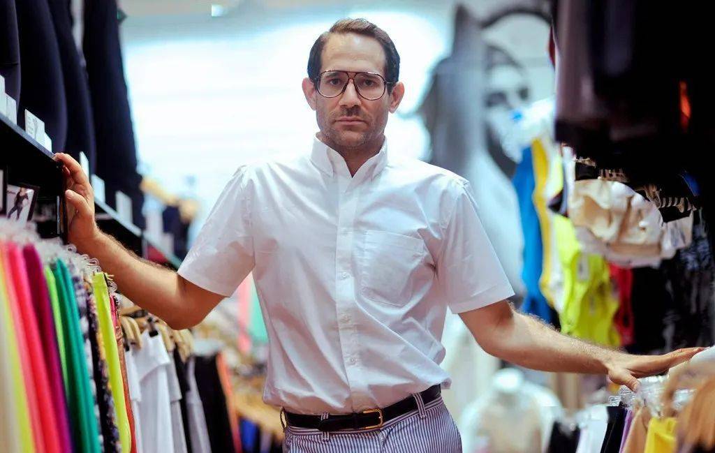 侃爷钦点的 yeezy ceo 居然是他!_charney_dov_失业