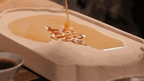 他做了一个千里江山茶承,竟能"咕噜噜"喝5公斤的水,绝了!