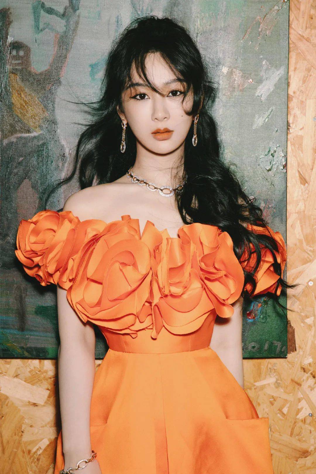 杨紫的瓜爆了,吓坏网友:这闹得也太大了…_演技_女明星_容貌