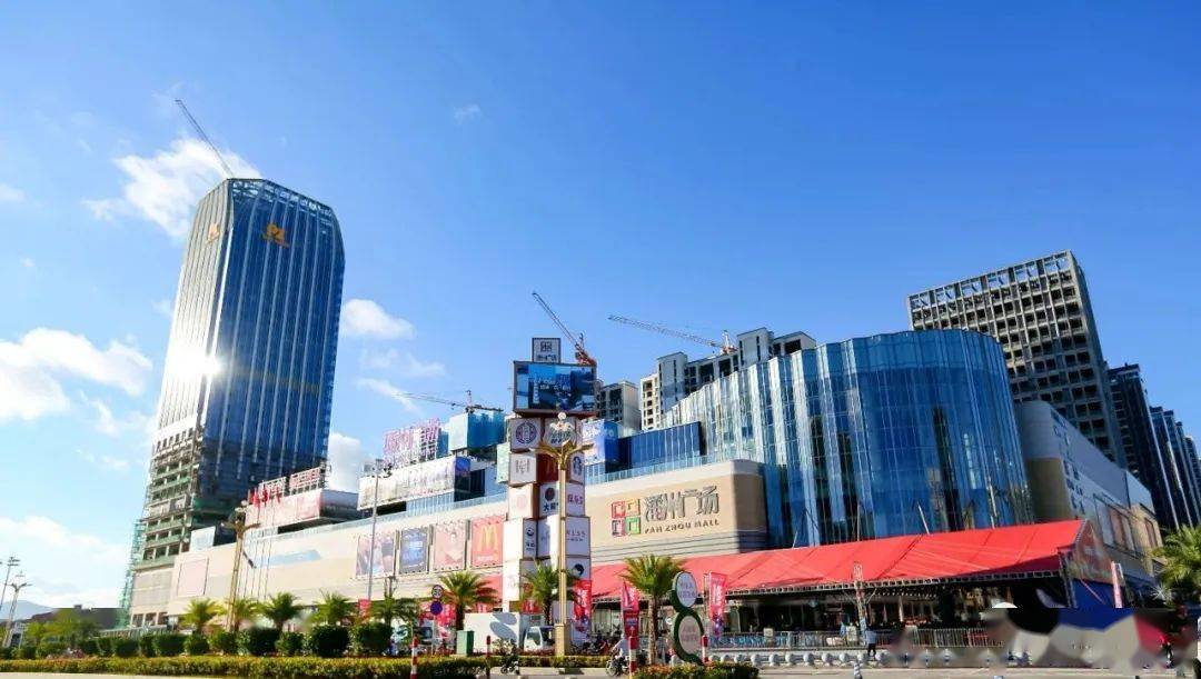 5万方国际公寓以及10万方商业综合体,集购物,休闲,娱乐,办公,居住于