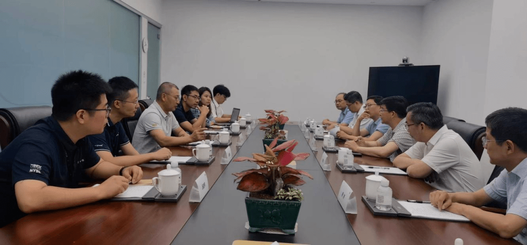 余珽一行听取了公司高级副总裁王旭东有关企业介绍,深入了解小鹏汽车
