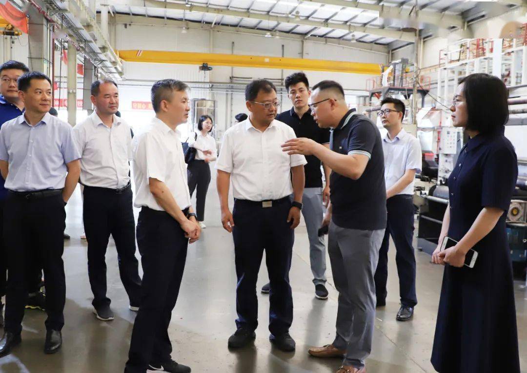 7月12日,县委书记李新宇开展人才工作调研.