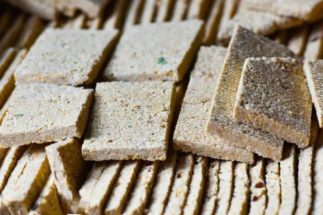 观美景,品美食,赏文化感受浓浓的人间烟火来上一份"乾州四宝"特色小吃